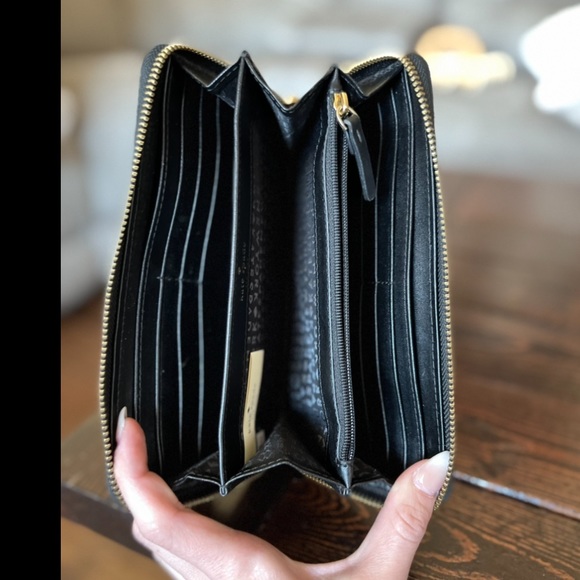 Kate Spade black leather accordion wallet. Like new condition. - Picture 4 of 4